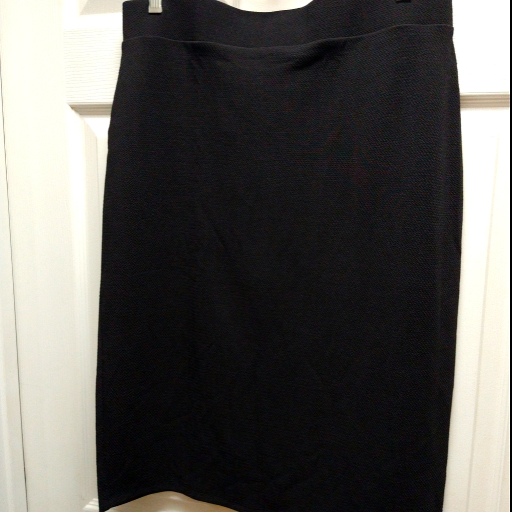 Kathy Black Skirt